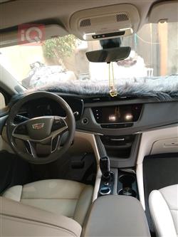 کادیلاک XT5